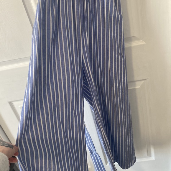 Blue/white pant suit - Picture 3 of 7